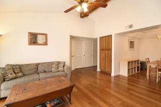 Photo #2: 6026755 Listing 