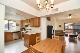 Photo #5: 6026755 Listing 