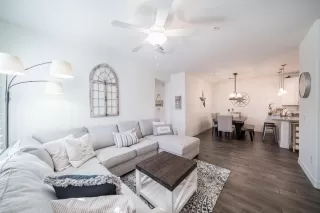 Photo #1: 6027033 Listing