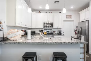 Photo #5: 6027033 Listing