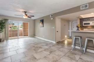 Photo #5: 6027089 Listing 