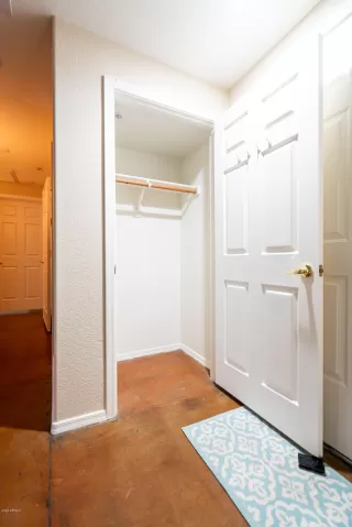 Photo #3: 6027115 Listing