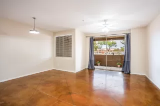 Photo #4: 6027115 Listing