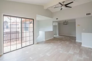 Photo #6: 6027187 Listing