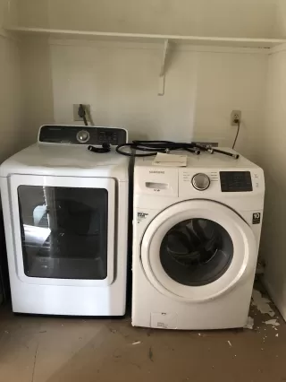 Photo #4: 6027469 Listing