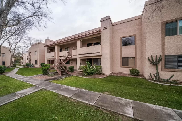 MLS: 6027481 Condo For Sale