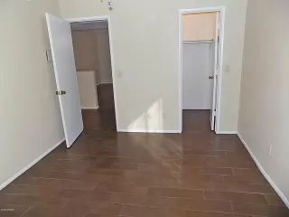 Photo #6: 6027485 Listing