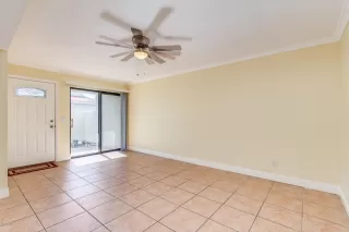 Photo #3: 6027857 Listing 