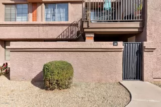 Photo #3: 6027921 Listing