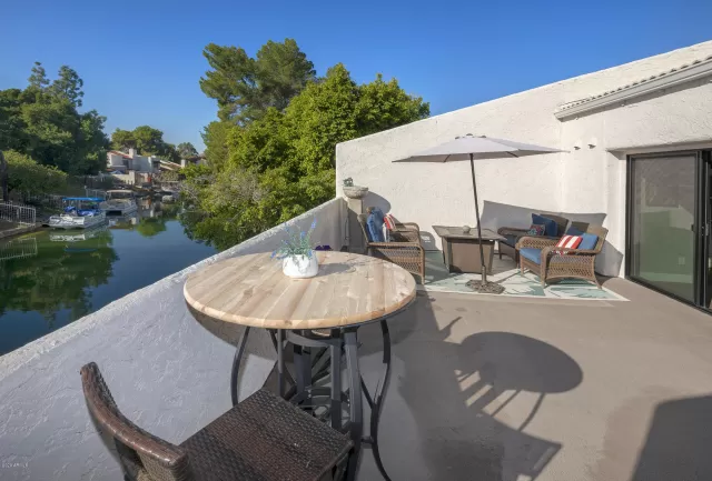 MLS: 6028061 Condo For Sale