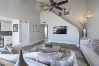 Photo #4: 6028061 Listing