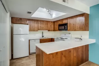 Photo #5: 6028075 Listing