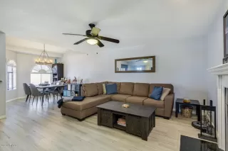 Photo #5: 6028383 Listing