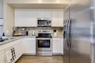 Photo #2: 6028839 Listing