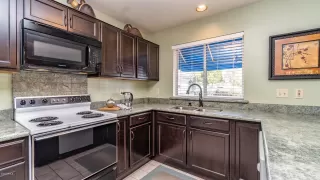 Photo #5: 6028897 Listing 