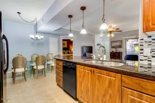 Photo #4: 6029072 Listing