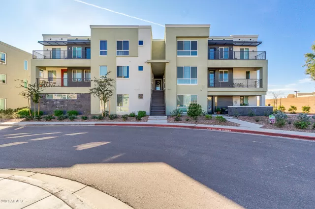 MLS: 6029078 Condo For Sale