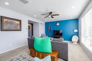 Photo #5: 6029078 Listing