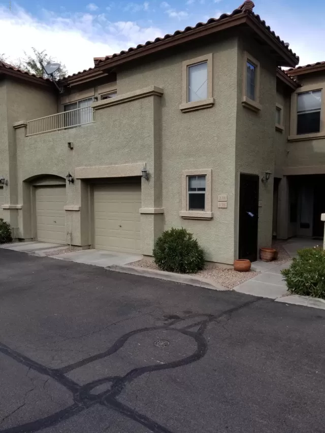 MLS: 6029102 Condo For Sale