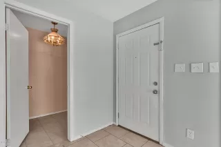 Photo #5: 6029467 Listing