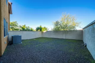 Photo #6: 6029671 Listing