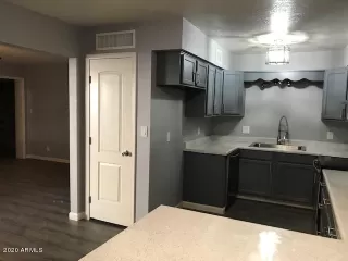 Photo #4: 6029702 Listing 