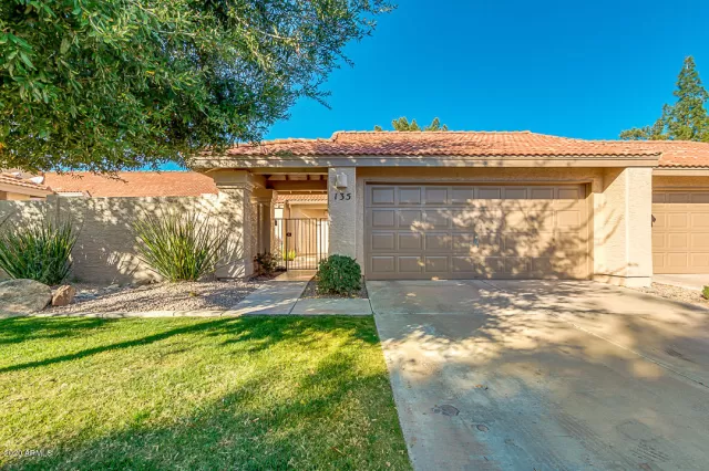 MLS: 6029878 Condo For Sale