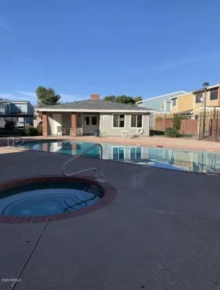 Photo #2: 6029899 Listing 