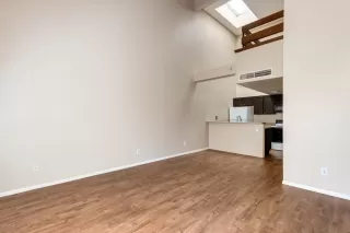 Photo #3: 6029975 Listing