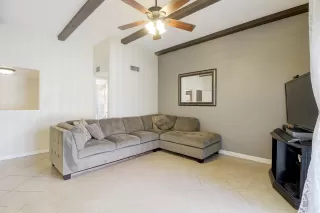 Photo #6: 6030029 Listing 