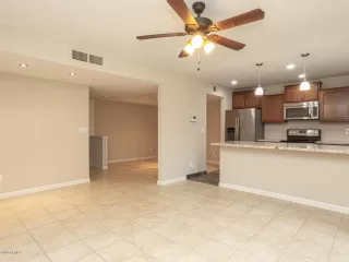 Photo #5: 6030160 Listing