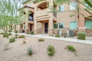 Photo #5: 6030413 Listing