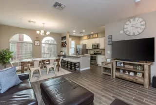 Photo #1: 6030628 Listing 