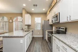 Photo #6: 6030628 Listing 