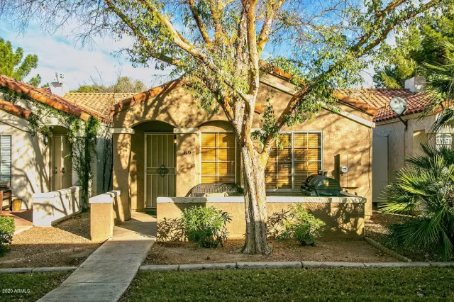 MLS: 6030651 Condo For Sale