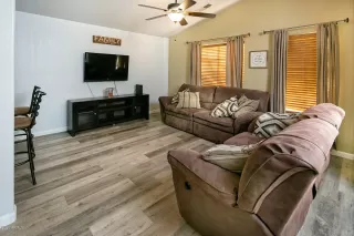 Photo #1: 6030651 Listing