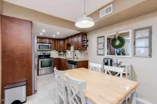 Photo #2: 6030780 Listing 