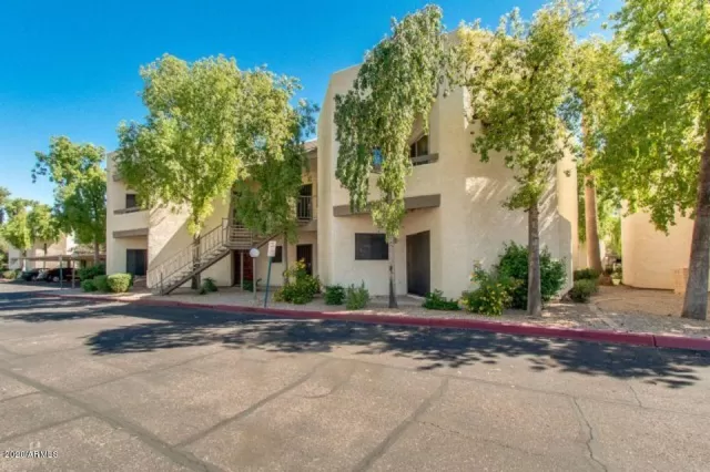 MLS: 6030807 Condo For Sale