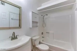 Photo #6: 6030807 Listing