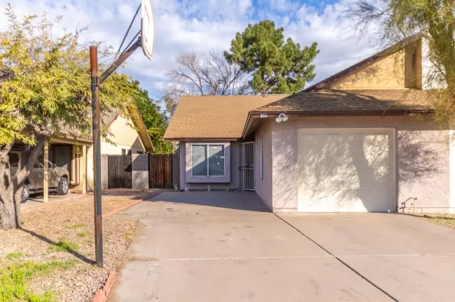 MLS: 6030818 Condo For Sale