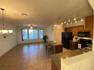 Photo #6: 6030877 Listing