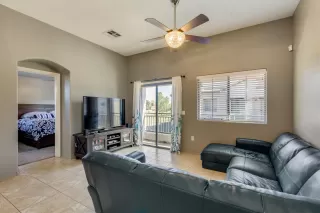 Photo #4: 6030931 Listing