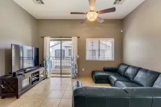 Photo #5: 6030931 Listing