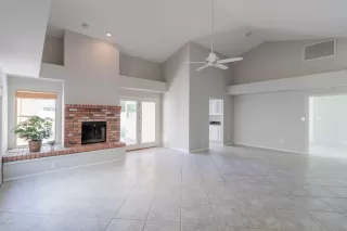 Photo #3: 6030975 Listing