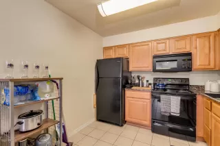 Photo #5: 6031110 Listing