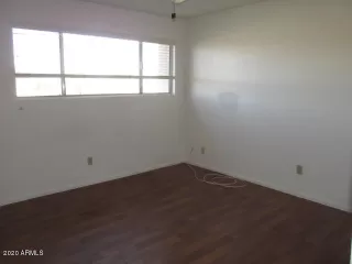 Photo #5: 6031380 Listing