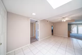 Photo #4: 6031536 Listing 