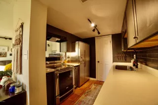 Photo #5: 6031591 Listing