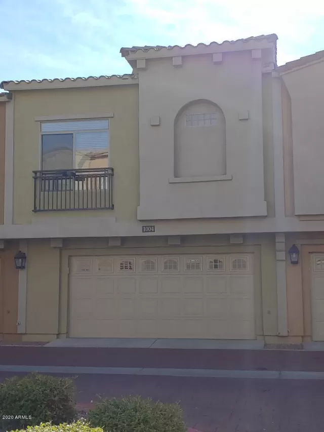 MLS: 6031656 Condo For Sale