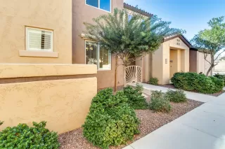 Photo #6: 6031816 Listing 